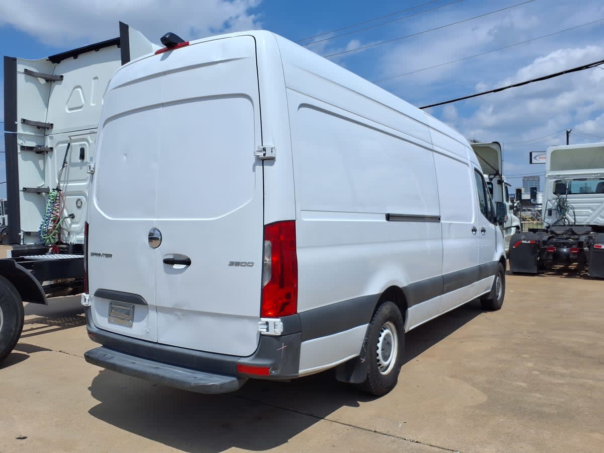 Used 2019 Freightliner Sprinter 2500 - photo 8