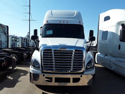 Used 2020 Freightliner Cascadia Detroit Diesel DD15 Semi Truck with Sleeper Cab for sale #265826 - photo 2