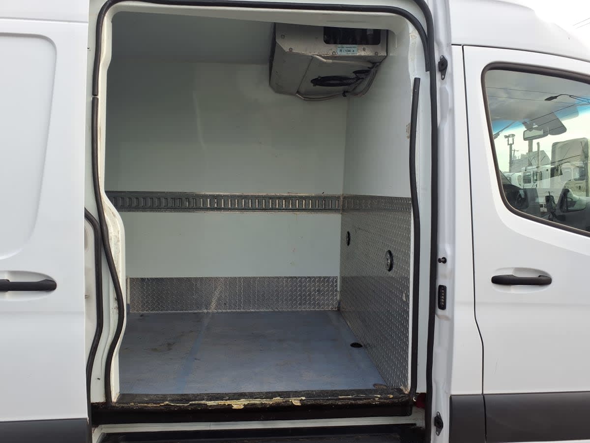 Used 2019 Freightliner Sprinter 3500 - photo 14