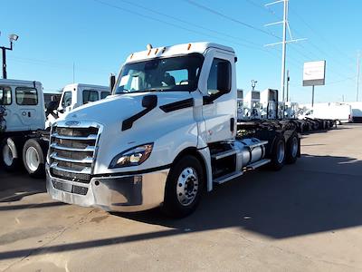 Used 2021 Freightliner Cascadia Detroit DD13 Semi Truck for sale #298346 - photo 1
