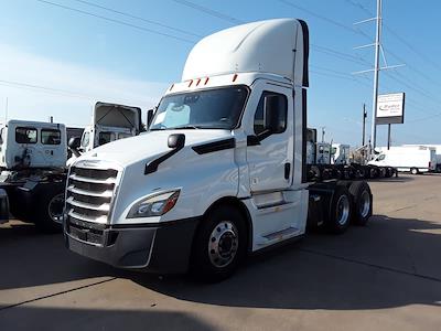 Used 2022 Freightliner Cascadia Detroit Diesel DD15 Semi Truck for sale #560138 - photo 1