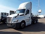 Used 2022 Freightliner Cascadia Detroit Diesel DD15 Semi Truck for sale #560138 - photo 1