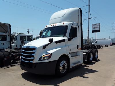 Used 2022 Freightliner Cascadia Detroit Diesel DD15 Semi Truck for sale #560311 - photo 1
