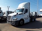 Used 2022 Freightliner Cascadia Detroit Diesel DD15 Semi Truck for sale #560637 - photo 1