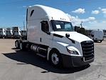 Used 2018 Freightliner Cascadia Detroit Diesel DD15 Semi Truck with Sleeper Cab for sale #590112 - photo 4