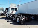 Used 2016 Freightliner Cascadia Cummins ISX Semi Truck for sale #658107 - photo 2