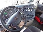 Used 2016 Freightliner Cascadia Cummins ISX Semi Truck for sale #658107 - photo 7
