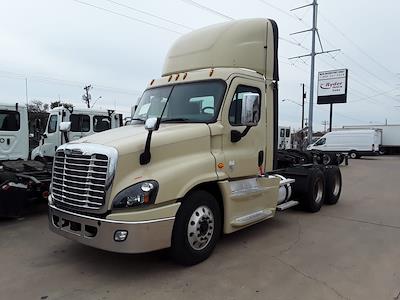 Used 2016 Freightliner Cascadia - photo 1