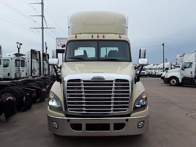 Used 2016 Freightliner Cascadia - photo 1