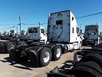 Used 2017 Freightliner Cascadia Cummins ISX Semi Truck with Sleeper Cab for sale #667679 - photo 5