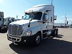 Used 2017 Freightliner Cascadia Detroit DD13 Semi Truck with Sleeper Cab for sale #675508 - photo 1