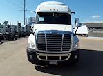 Used 2017 Freightliner Cascadia Detroit DD13 Semi Truck with Sleeper Cab for sale #675508 - photo 3
