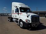 Used 2017 Freightliner Cascadia Detroit DD13 Semi Truck with Sleeper Cab for sale #675508 - photo 4