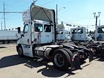 Used 2019 Freightliner Cascadia Detroit DD13 Semi Truck for sale #803491 - photo 2