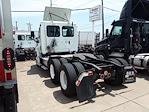 Used 2019 Freightliner Cascadia Detroit DD13 Semi Truck for sale #809035 - photo 2
