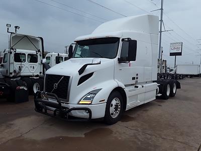 Used 2019 Volvo VNR Conventional Cab 6x4 Semi Truck for sale #828443 - photo 1