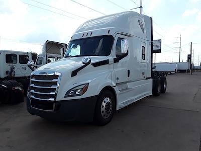 Used 2019 Freightliner Cascadia Detroit Diesel DD15 Semi Truck with Sleeper Cab for sale #832859 - photo 1