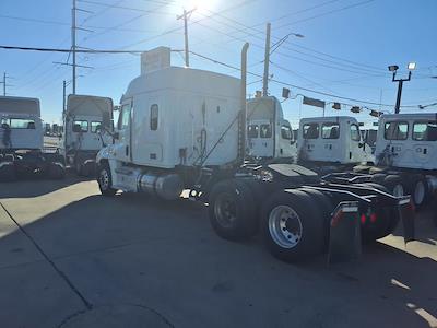 Used 2020 Freightliner Cascadia - photo 1