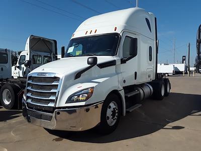 Used 2020 Freightliner Cascadia Detroit Diesel DD15 Semi Truck with Sleeper Cab for sale #879840 - photo 1