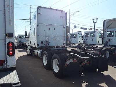 Used 2020 Freightliner Cascadia Detroit Diesel DD15 Semi Truck with Sleeper Cab for sale #879840 - photo 2
