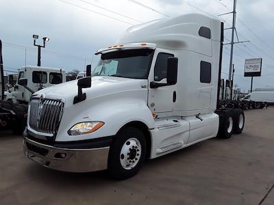 Used 2019 International LT - photo 1