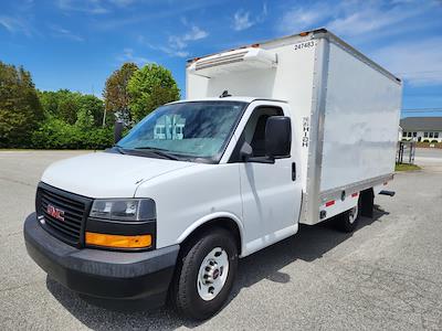 Used 2019 GMC Savana 3500 Box Truck for sale #247483 - photo 1
