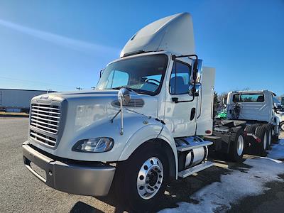 Used 2017 Freightliner M2 112 Cummins ISL Semi Truck for sale #667714 - photo 1