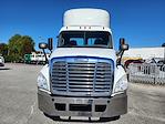 Used 2017 Freightliner Cascadia Detroit Diesel DD15 Semi Truck for sale #672001 - photo 3