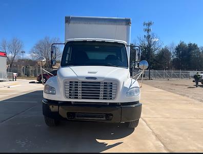 Used 2018 Freightliner M2 106 - photo 2