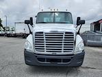 Used 2018 Freightliner Cascadia Day Cab Flatbed Truck for sale #680544 - photo 3