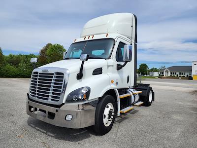 Used 2018 Freightliner Cascadia Detroit DD13 Semi Truck for sale #683701 - photo 1