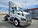 Used 2018 Freightliner Cascadia Detroit DD13 Semi Truck for sale #683701 - photo 4