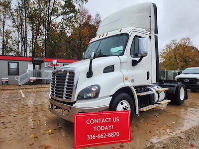 Used 2018 Freightliner Cascadia Detroit DD13 Semi Truck for sale #683705 - photo 1