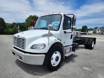 Used 2018 Freightliner M2 106 Conventional Cab Cab Chassis for sale #766367 - photo 1