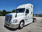 Used 2019 Freightliner Cascadia Detroit Diesel DD15 Semi Truck with Sleeper Cab for sale #813184 - photo 1