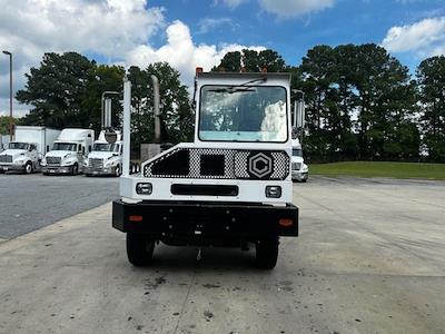 Used 2018 Capacity Sabre5 Yard Truck for sale #814482 - photo 2