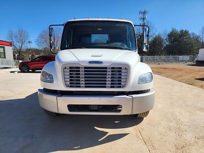 Used 2019 Freightliner M2 106 - photo 1