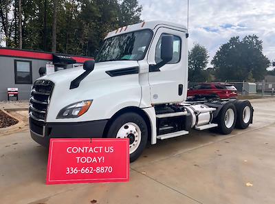 Used 2019 Freightliner Cascadia Detroit Diesel DD15 Semi Truck for sale #865437 - photo 1