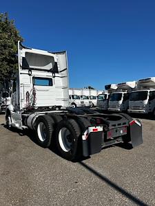 Used 2018 Volvo VNR Volvo D13 Semi Truck for sale #222266 - photo 2