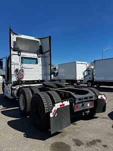 Used 2018 Volvo VNR Volvo D13 Semi Truck for sale #222268 - photo 2