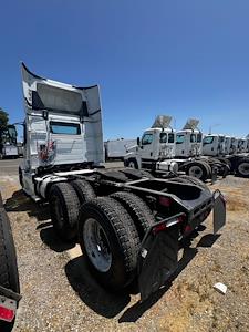 Used 2018 Volvo VNR Volvo D13 Semi Truck for sale #222271 - photo 2