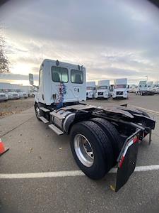 Used 2020 Freightliner Cascadia - photo 1