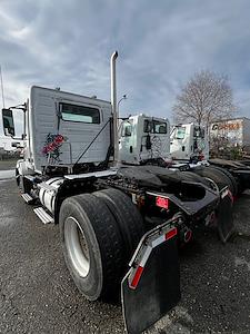 Used 2016 Volvo VNL Volvo D13 Semi Truck for sale #644402 - photo 2