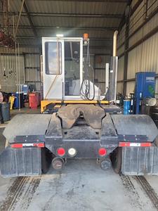 Used 2015 Kalmar Ottawa Ottawa Yard Truck for sale #657115 - photo 2