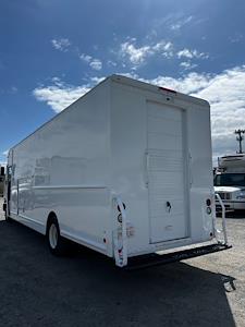 Used 2017 Freightliner MT 55 Step Van / Walk-in for sale #672090 - photo 2