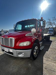Used 2018 Freightliner M2 106 Conventional Cab Flatbed Truck for sale #681772 - photo 1