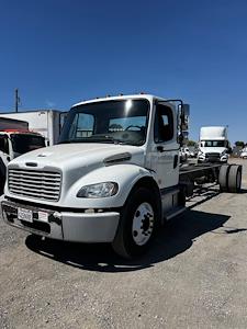Used 2018 Freightliner M2 106 Conventional Cab Cab Chassis for sale #689180 - photo 1
