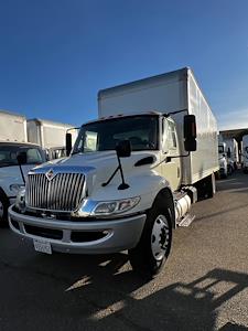 Used 2018 International DuraStar 4300 Box Truck for sale #751458 - photo 1