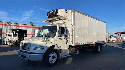 Used 2018 Freightliner M2 106 Refrigerated Body for sale #779428 - photo 1