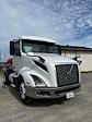 Used 2019 Volvo VNL Volvo D13 Semi Truck for sale #787650 - photo 4